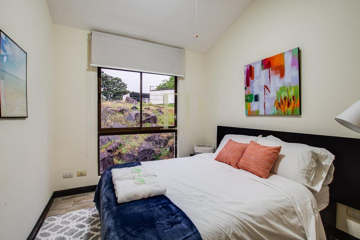 Cr Mariposa Rentals Comfortable Penthouse, Ac, Pool, Gym, Tennis Santa Ana (San Jose) Exterior foto