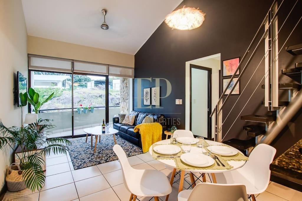 Cr Mariposa Rentals Comfortable Penthouse, Ac, Pool, Gym, Tennis Santa Ana (San Jose) Exterior foto