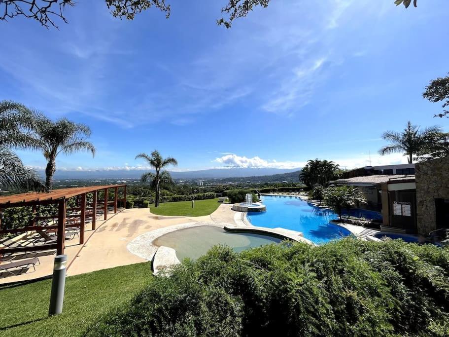 Cr Mariposa Rentals Comfortable Penthouse, Ac, Pool, Gym, Tennis Santa Ana (San Jose) Exterior foto